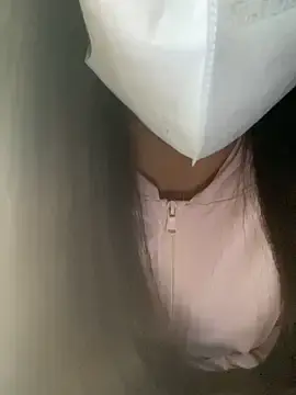 Rosa_998  live sex cam