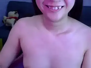 Bee_2k  live sex cam