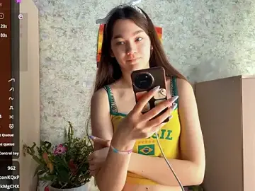 Cuteviola  live sex cam