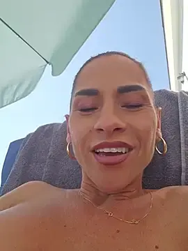 SensyTV  live sex cam