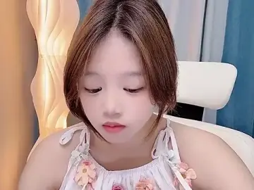 Yany520  live sex cam