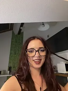 Evaaaatresor  live sex cam