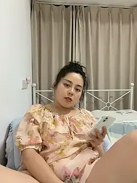 Orangeoneday  live sex cam