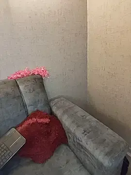 AriMonoban  live sex cam