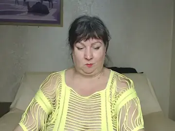 Milf4love50  live sex cam