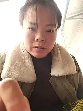 Rioo122  live sex cam