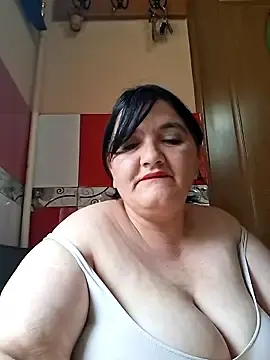 SexyNicool36  live sex cam