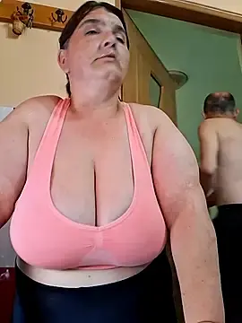 SexyNicool36  live sex cam