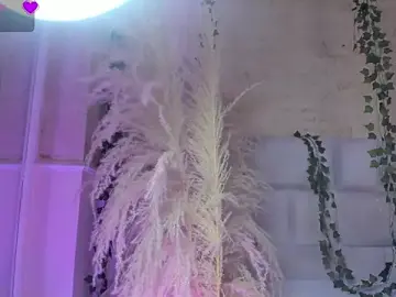 AlondraSoomer  live sex cam
