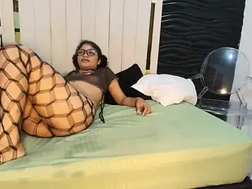 Perla_Brunettte  live sex cam
