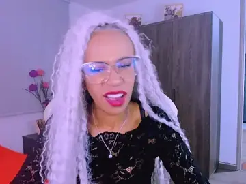 ScarlettMalbec  live sex cam