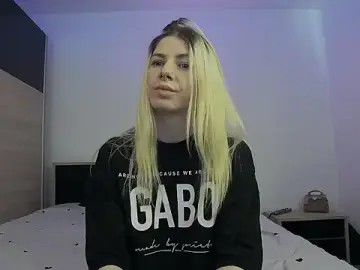 KaylaBloom  live sex cam
