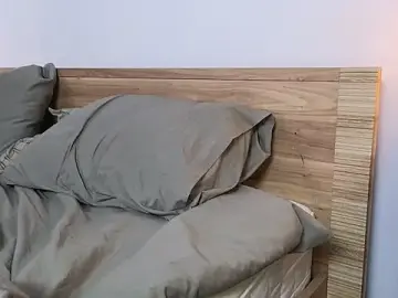 PaulettaGuinane  live sex cam