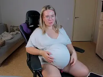 Pregnantariana  live sex cam