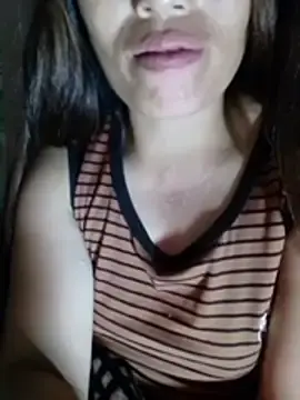 Tu-quyen  live sex cam