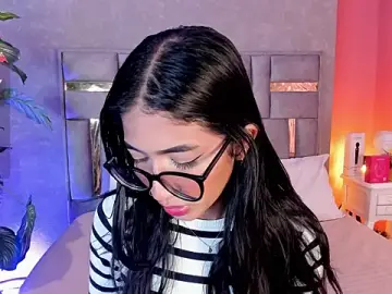 Tyla_Ks  live sex cam