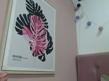 Madeleine_evans  live sex cam