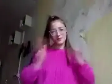 Millywo  live sex cam