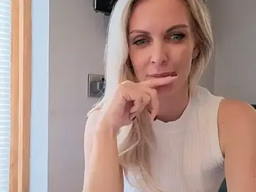 Bonnie_Ryder  live sex cam