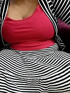 Miss_Nora_  live sex cam