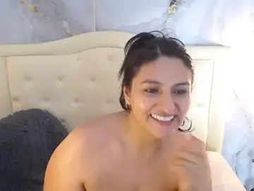 Samy_moore14  live sex cam