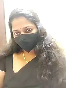 Soundarya143  live sex cam