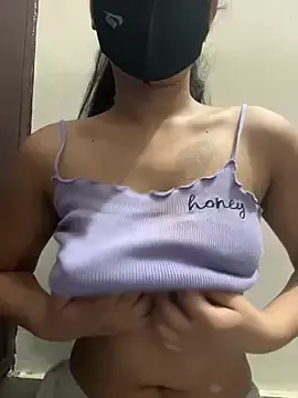 Kavyq3791  live sex cam
