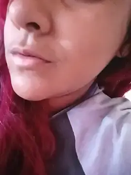Srtsara  live sex cam