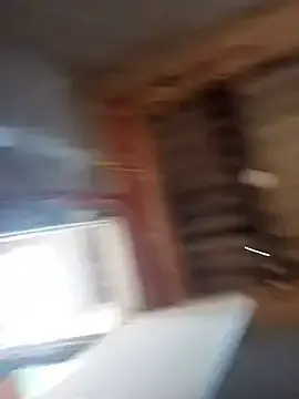 Srtsara  live sex cam