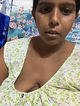 Beauty-queen  live sex cam