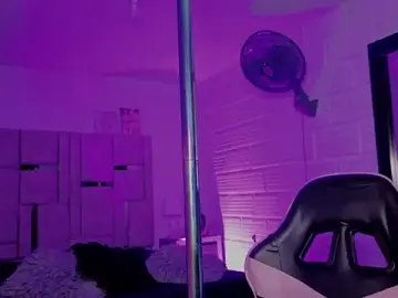 BonnieAnderson_  live sex cam