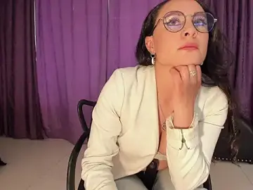 Coral_Gibson  live sex cam