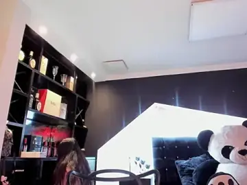 Coral_Gibson  live sex cam