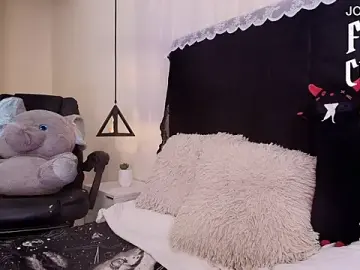 IvyBelle_  live sex cam