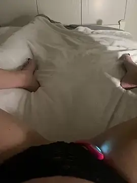 Jossiiee  live sex cam