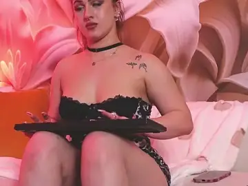 LucyLextonX  live sex cam
