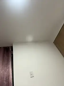 Milk_lee7  live sex cam