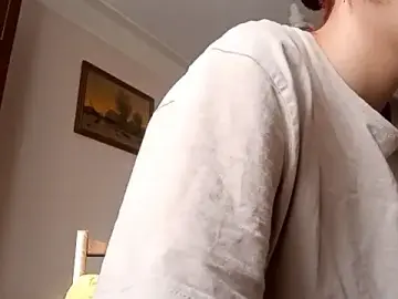 MoraHeartz  live sex cam