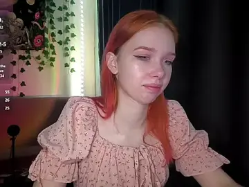 RedAriana  live sex cam