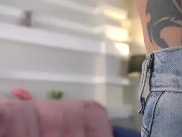 TeshaDurrell  live sex cam