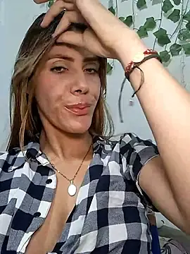 Elianasuarezz  live sex cam
