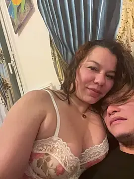 Gattosuave  live sex cam