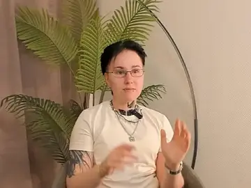 LeonOsbey  live sex cam