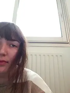 Lynylou  live sex cam