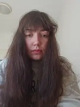 Lynylou  live sex cam