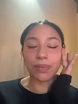 Meganfaxx  live sex cam