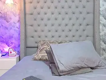 Sofia_Blosom  live sex cam