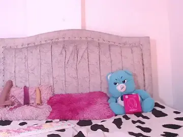 Tinyy_Star  live sex cam