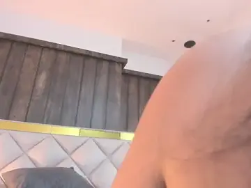 Emiily_whitee_  live sex cam