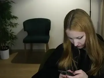 AlmedaWalmer  live sex cam